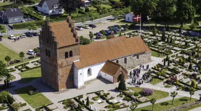 Gårslev Kirke. Foto: Gårslev Menighedsråd